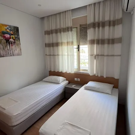 Mane Apartment Sarande